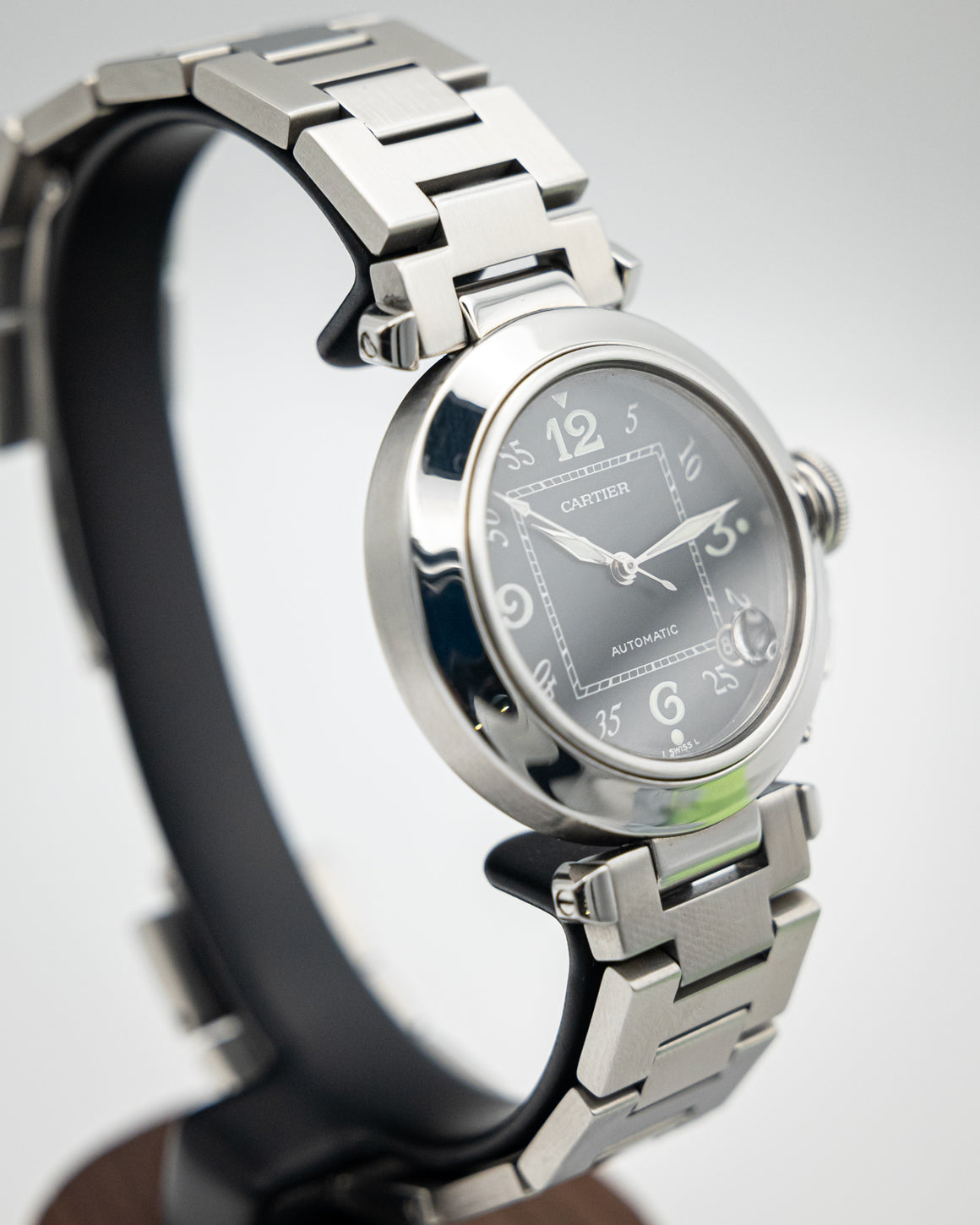 Cartier Pasha 2324 - Black Dial