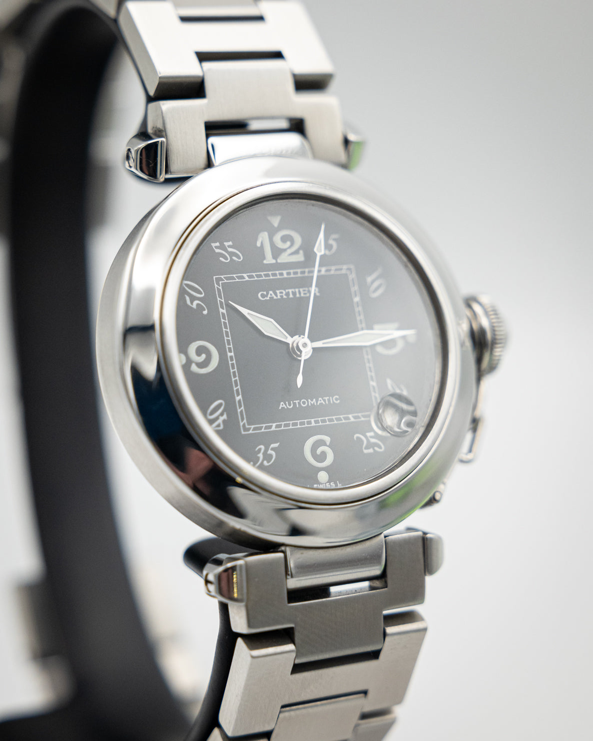 Cartier Pasha 2324 - Black Dial