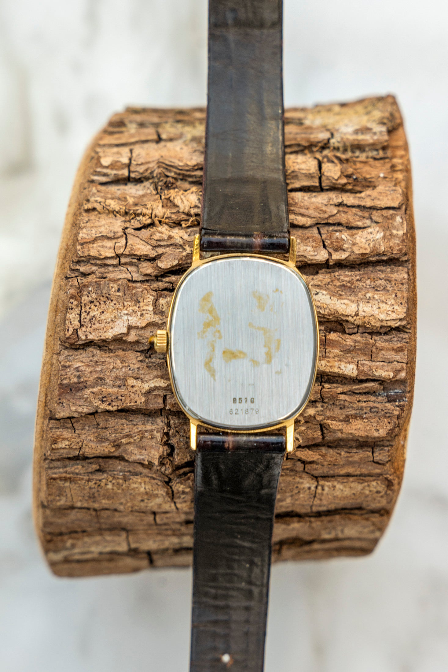 Tudor Ellipse - 9ct Solid Gold