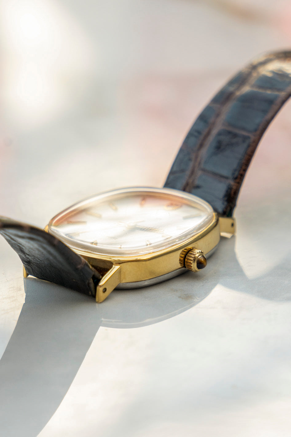 Tudor Ellipse - 9ct Solid Gold